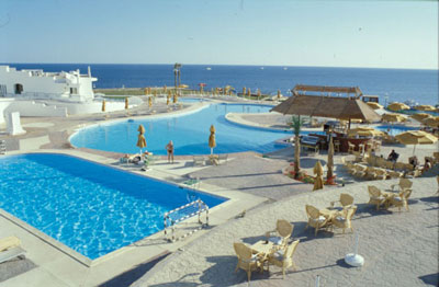 Royal Rojana Resort